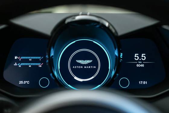 ASTON MARTIN VANTAGE 4.0 V8 TURBO GASOLINA COUPÉ AUTOMÁTICO ASTON MARTIN VANTAGE 4.0 V8 TURBO GASOLINA COUPÉ AUTOMÁTICO